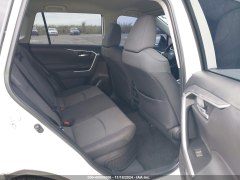 Toyota RAV4 XLE Hybrid 2023 13