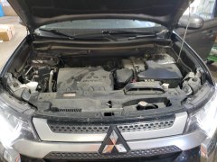 Mitsubishi Outlander SEL 2020 10