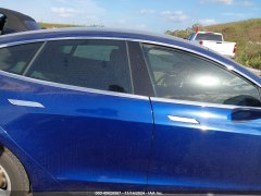 Tesla Model S P85D 2015 3