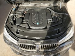 BMW M760i XDrive 2018 10
