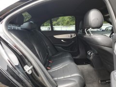 Mercedes-Benz C300 2021 9