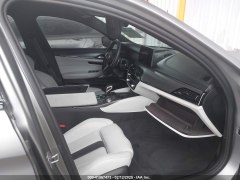 BMW M5 2021 8