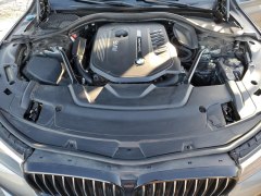 BMW 740i 2017 10
