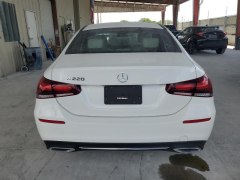 Mercedes-Benz A220 2022 4