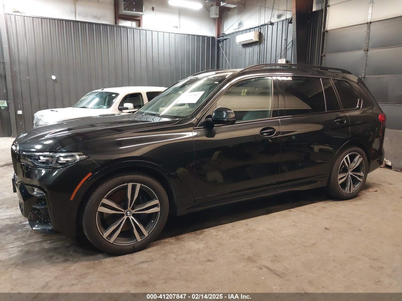 BMW X7 XDrive 40i 2022 0 BMW X7 XDrive 40i 2022 0