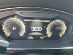 Audi A8L 2021 8