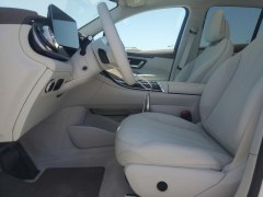 Mercedes-Benz EQE350 4MATIC 2025 6 Mercedes-Benz EQE350 4MATIC 2025 6