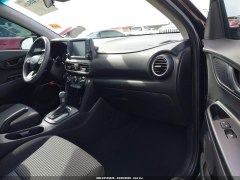 Hyundai Kona 2021 8