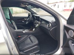 Mercedes-Benz GLC300 4MATIC 2020 8
