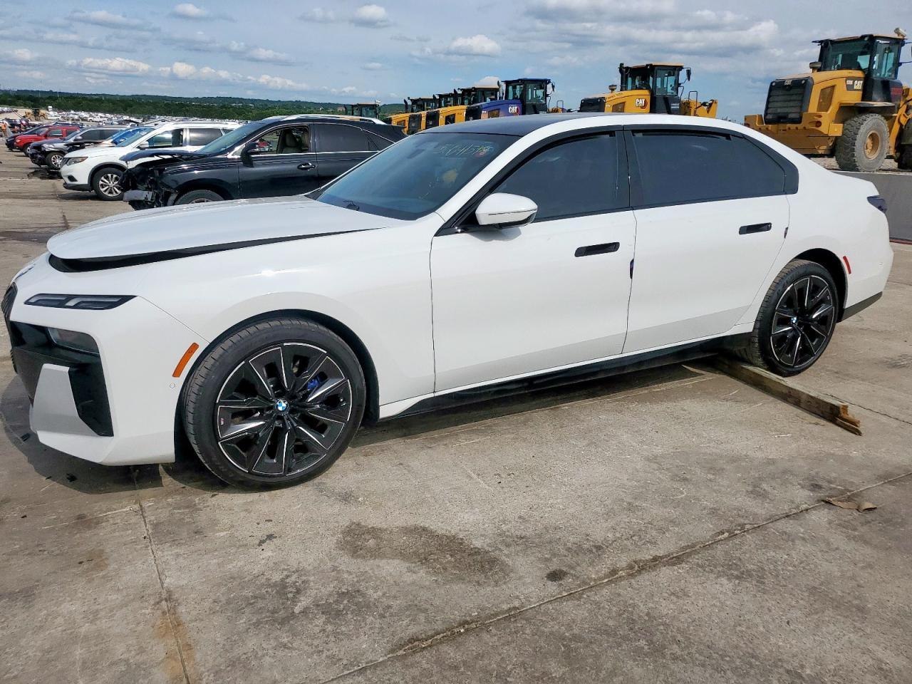 BMW 740i 2025 0 BMW 740i 2025 0