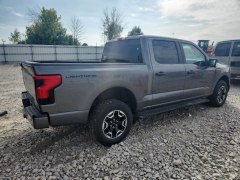 Ford F150 Lightning Lariat 2022 3